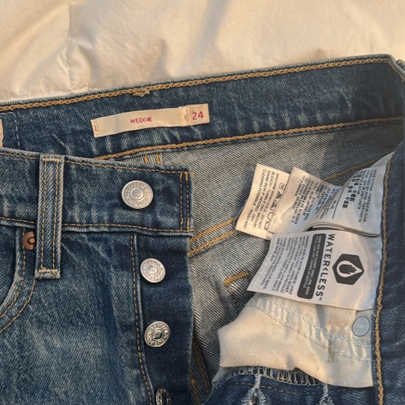 Levi’s wedgie straight jeans - Picture 3 of 3